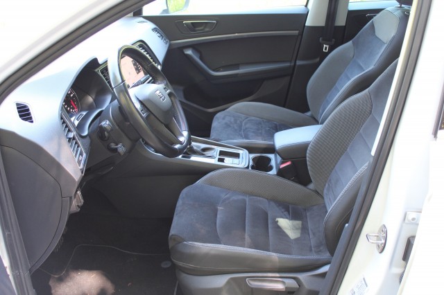 SEAT ATECA 1.4 TSI 150pk Automaat Style ECC/ACC/Navi/Camera/Trekhaak/CarPlay, Autobedrijf Roetert, Loenen