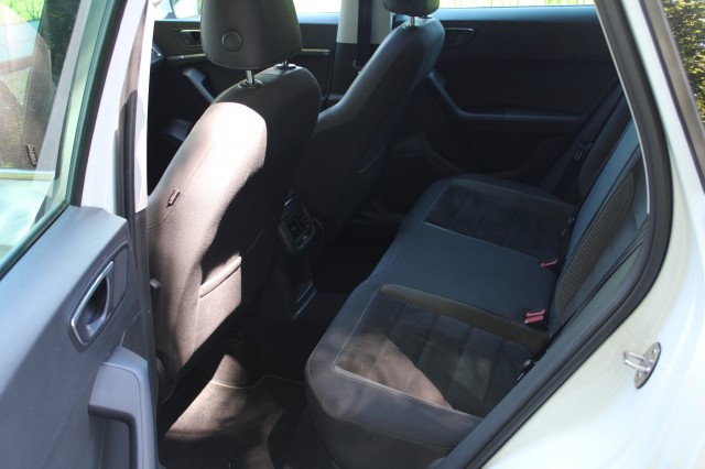 SEAT ATECA 1.4 TSI 150pk Automaat Style ECC/ACC/Navi/Camera/Trekhaak/CarPlay, Autobedrijf Roetert, Loenen
