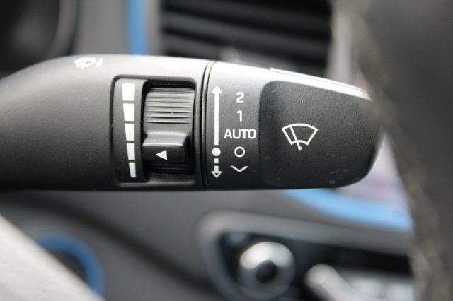 HYUNDAI IONIQ 1.6 GDi 141pk Hybrid Automaat Comfort ECC/ACC/Navi/Camera/DAB/CarPlay, Autobedrijf Roetert, Loenen