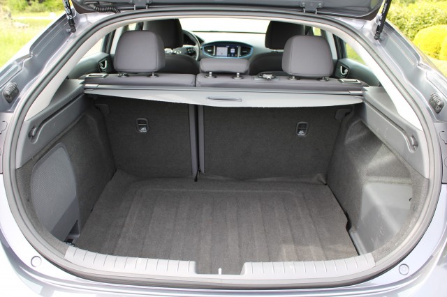 HYUNDAI IONIQ 1.6 GDi 141pk Hybrid Automaat Comfort ECC/ACC/Navi/Camera/DAB/CarPlay, Autobedrijf Roetert, Loenen