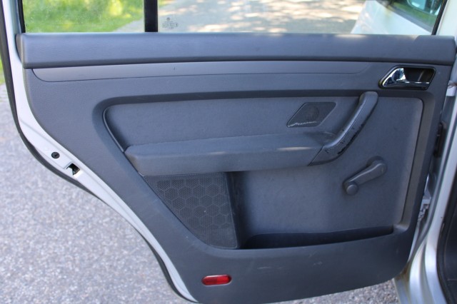 VOLKSWAGEN TOURAN 1.9 TDI 105pk Athene Airco/Cruise/Trekhaak, Autobedrijf Roetert, Loenen