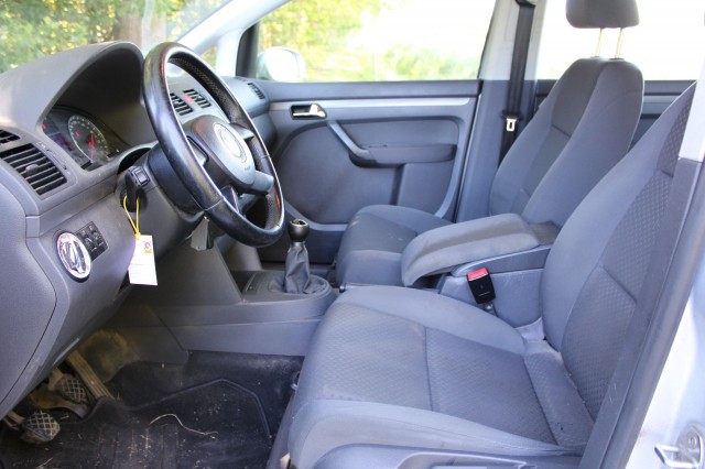 VOLKSWAGEN TOURAN 1.9 TDI 105pk Athene Airco/Cruise/Trekhaak, Autobedrijf Roetert, Loenen