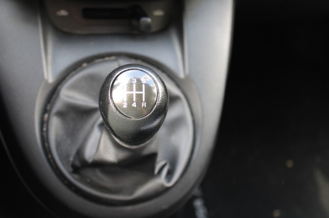 MAZDA 2 1.3 75pk XS 3-deurs el.ramen/centr. vergrendeling/lichtmet. velgen, Autobedrijf Roetert, Loenen