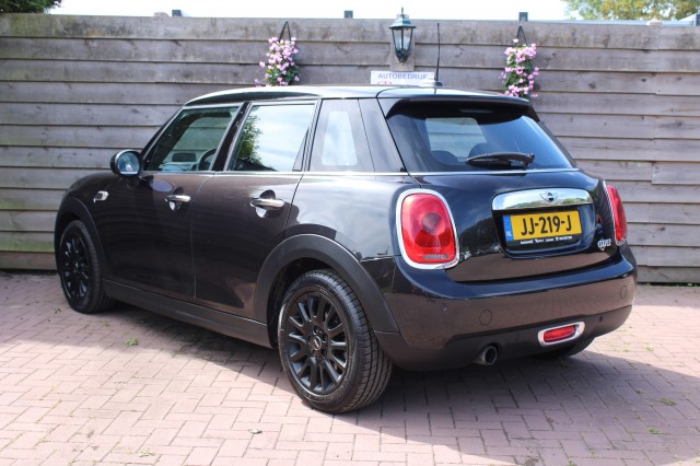 MINI COOPER 1.5 136pk Cooper Pepper Business ECC/cruise/navi/PDC/half leer 5-drs, Autobedrijf Roetert, Loenen