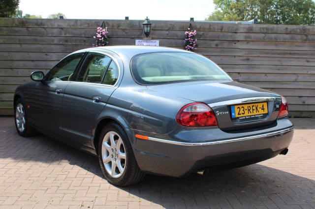 JAGUAR S-TYPE 3.0 V6 Executive Automaat , Autobedrijf Roetert, Loenen