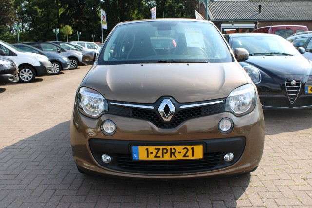RENAULT TWINGO 0.9 TCE 90pk SS VIVA ECC/cruise/camera/PDC/bluetooth, Autobedrijf Roetert, Loenen