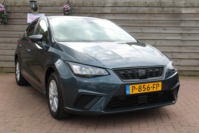 SEAT IBIZA 1.0TSi 95pk Style Business Intense ECC/cruise/carplay/navi/PDC/DAB, Autobedrijf Roetert, Loenen