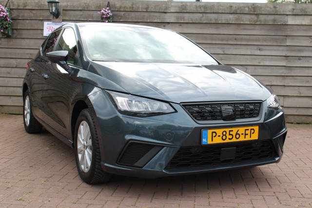 SEAT IBIZA 1.0TSi 95pk Style Business Intense ECC/cruise/carplay/navi/PDC/DAB, Autobedrijf Roetert, Loenen