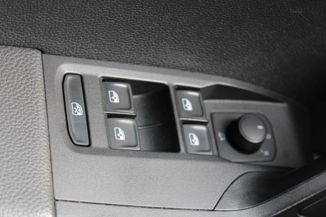 SEAT IBIZA 1.0TSi 95pk Style Business Intense ECC/cruise/carplay/navi/PDC/DAB, Autobedrijf Roetert, Loenen