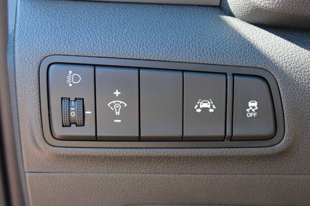 HYUNDAI TUCSON 1.6 GDi 132pk Comfort ECC/Cruise/Navi/Camera/DAB/Stoelverw/Trekhaak, Autobedrijf Roetert, Loenen