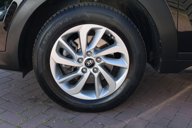 HYUNDAI TUCSON 1.6 GDi 132pk Comfort ECC/Cruise/Navi/Camera/DAB/Stoelverw/Trekhaak, Autobedrijf Roetert, Loenen