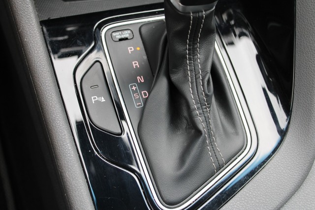 KIA NIRO 1.6 GDi H. ComfortL. 105 pk. ECC/navi/cruise/PDC/camera/radioDAB/stoel+stuurverw/carplay/android, Autobedrijf Roetert, 