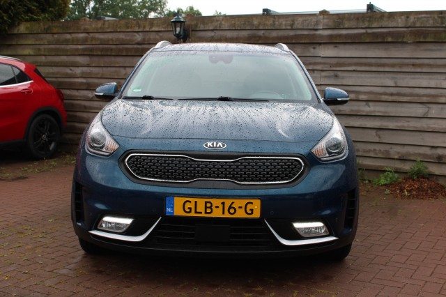 KIA NIRO 1.6 GDi H. ComfortL. 105 pk. ECC/navi/cruise/PDC/camera/radioDAB/stoel+stuurverw/carplay/android, Autobedrijf Roetert, 