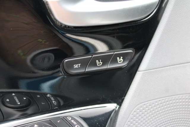 KIA NIRO 1.6 GDi H. ComfortL. 105 pk. ECC/navi/cruise/PDC/camera/radioDAB/stoel+stuurverw/carplay/android, Autobedrijf Roetert, 