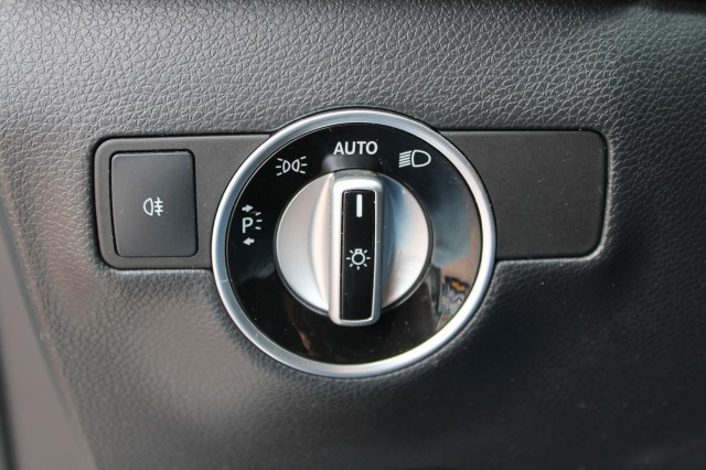 MERCEDES-BENZ B-KLASSE 180 Ambition Automaat , Autobedrijf Roetert, Loenen