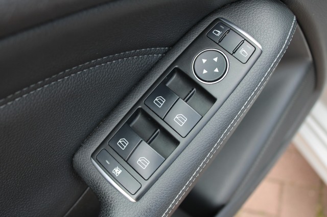 MERCEDES-BENZ B-KLASSE 180 Ambition Automaat , Autobedrijf Roetert, Loenen
