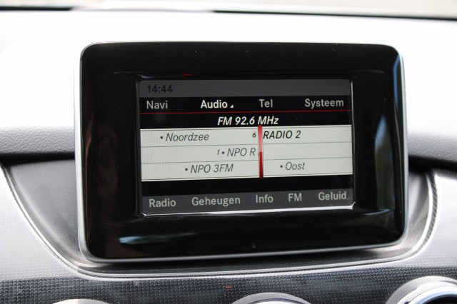 MERCEDES-BENZ B-KLASSE 180 Ambition Automaat , Autobedrijf Roetert, Loenen