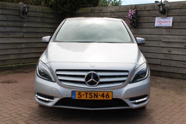 MERCEDES-BENZ B-KLASSE 180 Ambition Automaat , Autobedrijf Roetert, Loenen