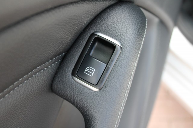 MERCEDES-BENZ B-KLASSE 180 Ambition Automaat , Autobedrijf Roetert, Loenen