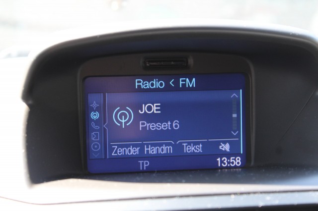 FORD FIESTA 1.0 EB 101pk ST-Line ECC/cruise/navi/LED/trekhaak 5-drs, Autobedrijf Roetert, Loenen
