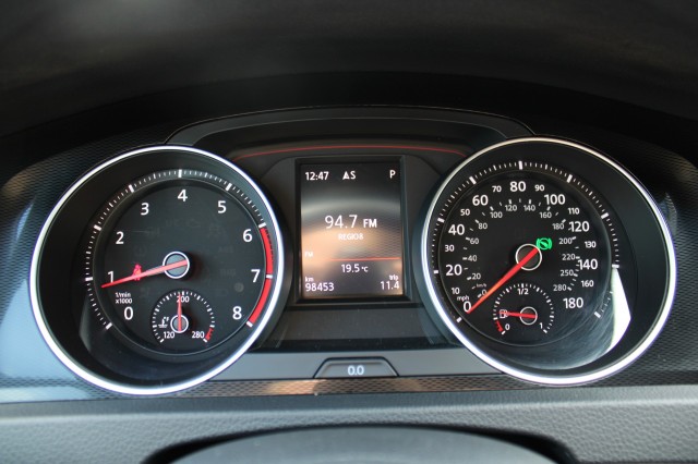 VOLKSWAGEN GOLF 2.0 TSI GTI 220pk Automaat Airco/Cruise/Camera/CarPlay/Stoelverw, Autobedrijf Roetert, Loenen