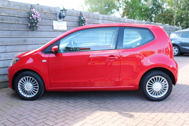 VOLKSWAGEN UP 1.0 60pk High Up! BM airco/el.schuifdak/lm velgen/stoelverw. 3-drs, Autobedrijf Roetert, Loenen