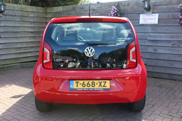VOLKSWAGEN UP 1.0 60pk High Up! BM airco/el.schuifdak/lm velgen/stoelverw. 3-drs, Autobedrijf Roetert, Loenen