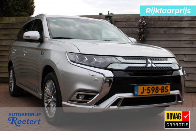 MITSUBISHI OUTLANDER 2.4 PHEV Intense+ 135pk. ECC/navi/cruise/PDC/camera/android/carplay, Autobedrijf Roetert, Loenen