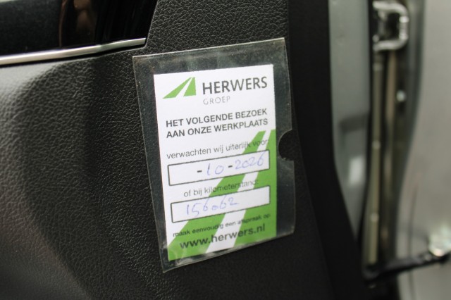 MITSUBISHI OUTLANDER 2.4 PHEV Intense+ 135pk. ECC/navi/cruise/PDC/camera/android/carplay, Autobedrijf Roetert, Loenen