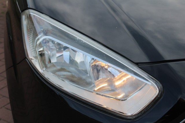 FORD TOURNEO COURIER 1.0 101 pk Titanium Airco/RadioCD/Cruise/PDC 5 persoons, Autobedrijf Roetert, Loenen