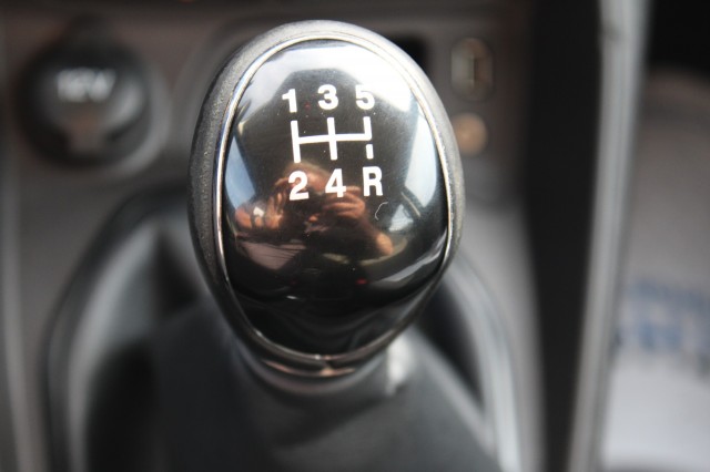 FORD TOURNEO COURIER 1.0 101 pk Titanium Airco/RadioCD/Cruise/PDC 5 persoons, Autobedrijf Roetert, Loenen