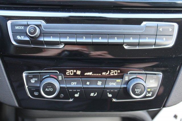 BMW X1 sDrive18i 136pk Essential ECC/Cruise/Navi/PDC/Stoelverw/Trekhaak, Autobedrijf Roetert, Loenen
