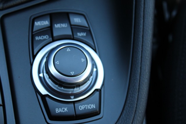 BMW X1 sDrive18i 136pk Essential ECC/Cruise/Navi/PDC/Stoelverw/Trekhaak, Autobedrijf Roetert, Loenen