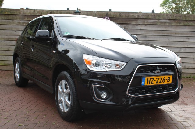 MITSUBISHI ASX 1.6 117pk Cleartec Bright ECC/navi/bluetooth/PDC, Autobedrijf Roetert, Loenen