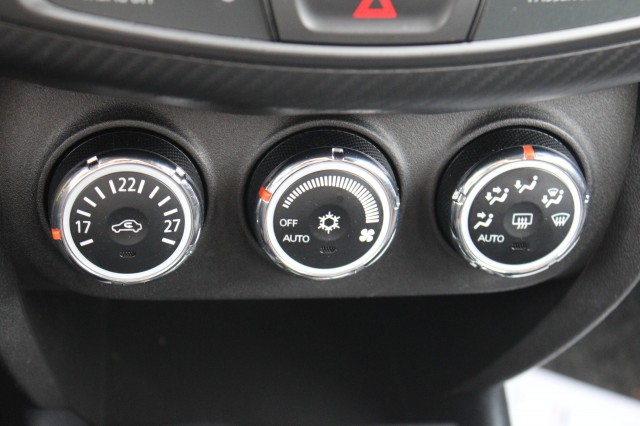 MITSUBISHI ASX 1.6 117pk Cleartec Bright ECC/navi/bluetooth/PDC, Autobedrijf Roetert, Loenen