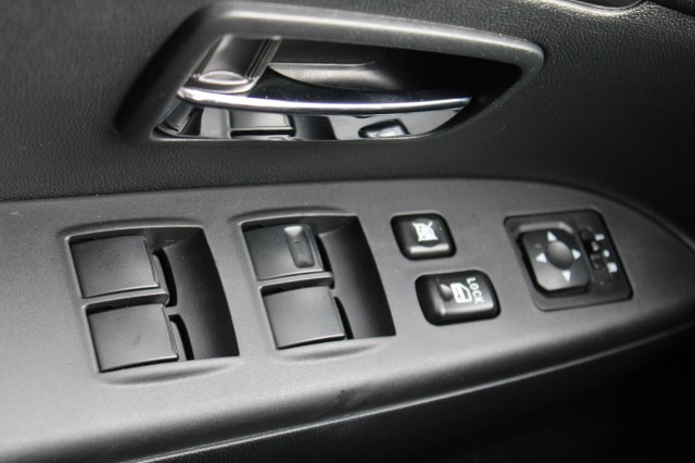 MITSUBISHI ASX 1.6 117pk Cleartec Bright ECC/navi/bluetooth/PDC, Autobedrijf Roetert, Loenen