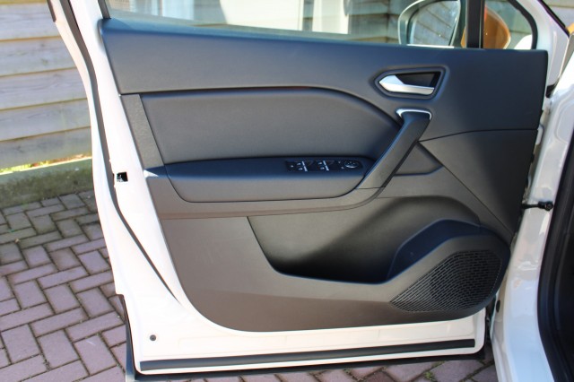 RENAULT CAPTUR 1.6 E-Tech Hybrid 145 Intens Automaat ECC/cruise/navi/PDC/halfleer, Autobedrijf Roetert, Loenen
