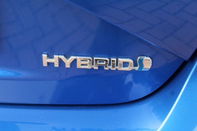 TOYOTA YARIS 1.5 HYB. Y20 Excl Ed Automaat ECC/navi/cruise/bluetooth/radioDAB/camera, Autobedrijf Roetert, Loenen