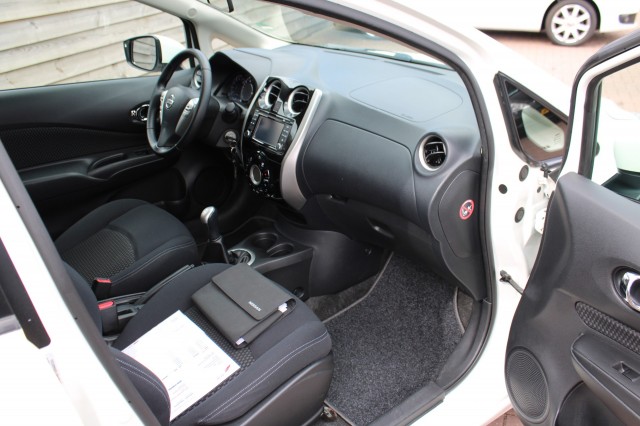 NISSAN NOTE 1.2 80pk Acenta ECC/Bluetooth/Cruise/Navi/Stoelverwarming, Autobedrijf Roetert, Loenen