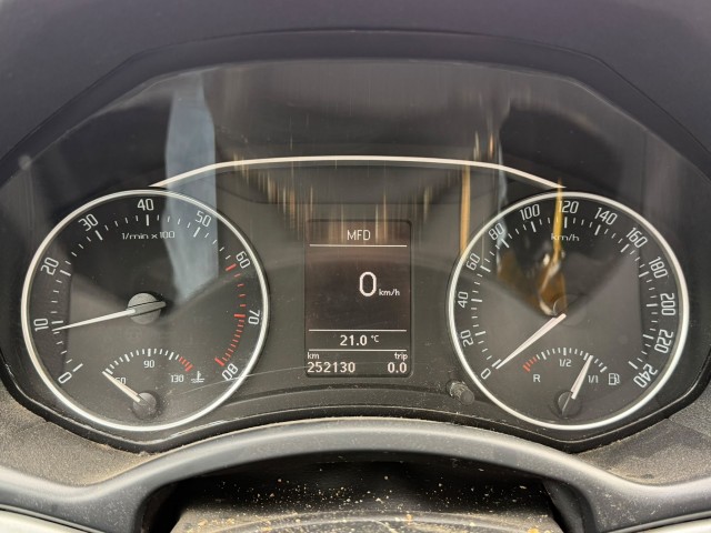 SKODA OCTAVIA Combi 1.2TSI 105pk Ambition Business ECC/cruise/navi/PDC/trekhaak , Autobedrijf Roetert, Loenen