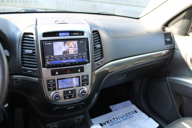 HYUNDAI SANTA FE 2.4i 174pk Business Edition ECC/Cruise/Navi/Leer/Camera/Trekhaak/Schuifdak, Autobedrijf Roetert, Loenen