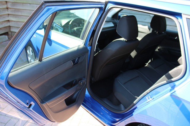 SKODA FABIA Combi 1.0 TSI 110pk Clever ECC/ACC/PDC/CarPlay/Android/Stoelverw, Autobedrijf Roetert, Loenen