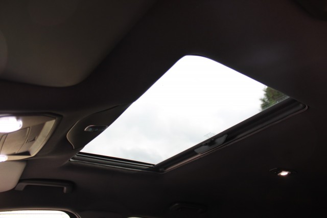 FORD KUGA 1.5 EcoB. ST Line, Autobedrijf Roetert, Loenen