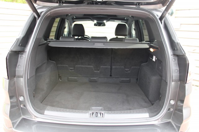 FORD KUGA 1.5 EcoB. ST Line, Autobedrijf Roetert, Loenen