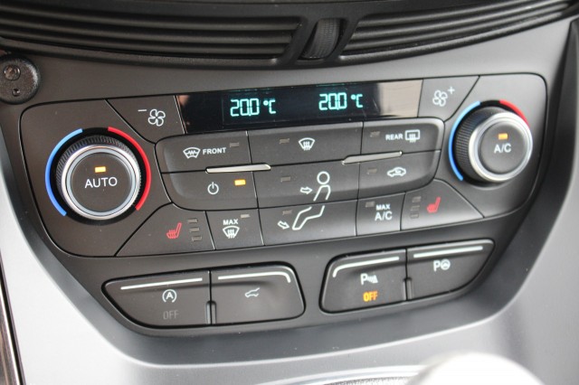 FORD KUGA 1.5 EcoB. ST Line, Autobedrijf Roetert, Loenen