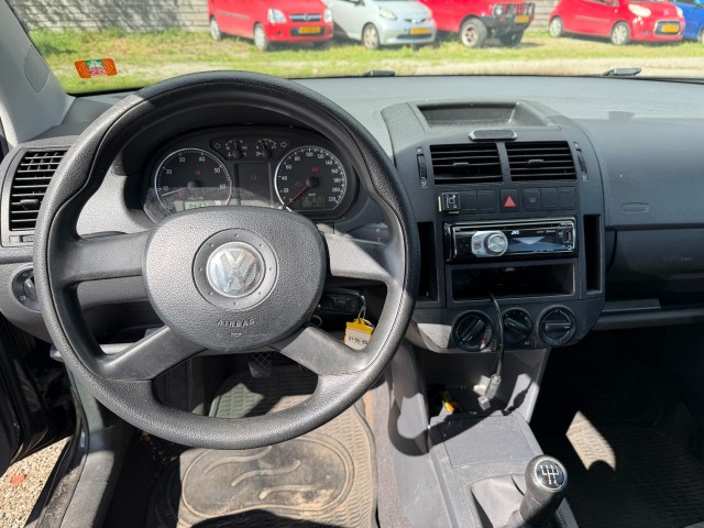 VOLKSWAGEN POLO MEENEEMPRIJS!! 1.4 75pk Trendline Airco, Autobedrijf Roetert, Loenen