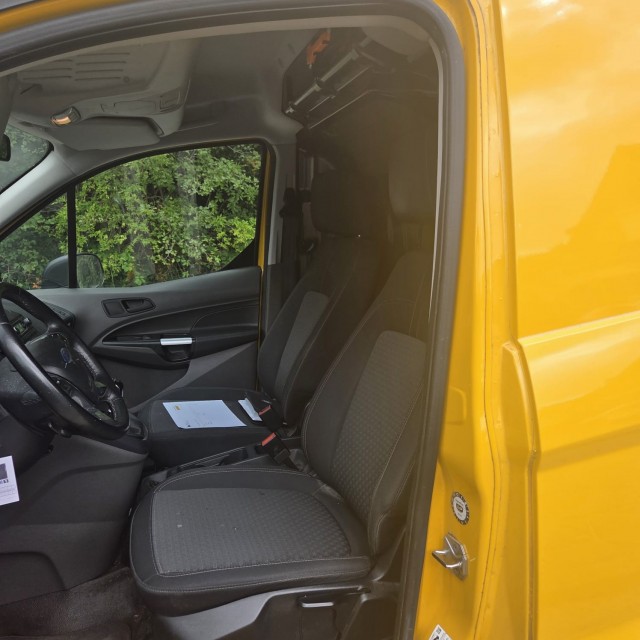 FORD TRANSIT CONNECT L2 1.5 EcoBlue 101pk Trend Airco/Cruise/PDC/DAB/Bluetooth, Autobedrijf Roetert, Loenen