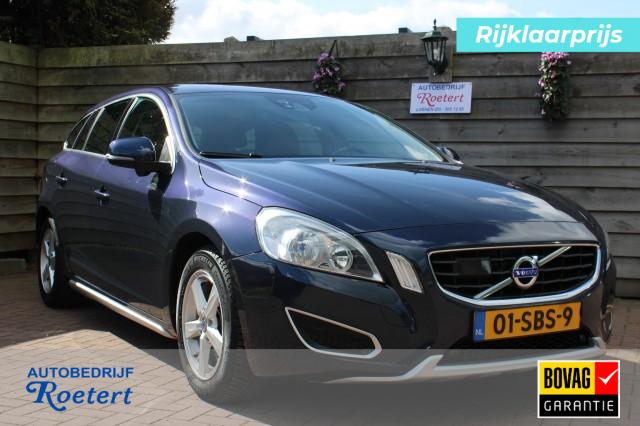 Volvo V60 - 2.0T 203pk Momentum automaat ECC/ACC/leer/navi/PDC/trekhaak