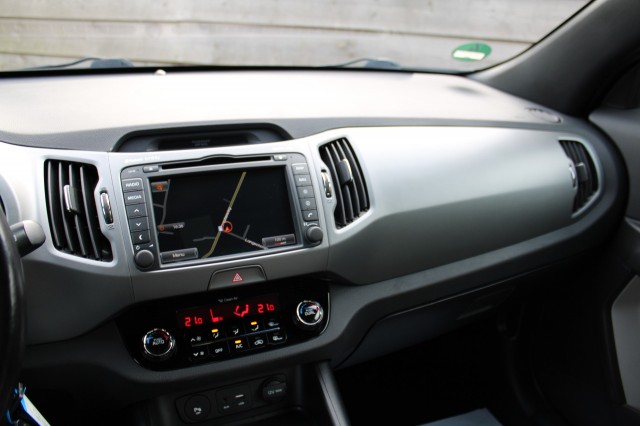 KIA SPORTAGE 1.6 GDI 135pk X-treme DynamicLine ECC/Cruise/Navi/Camera/Trekhaak/Stoelverw, Autobedrijf Roetert, Loenen