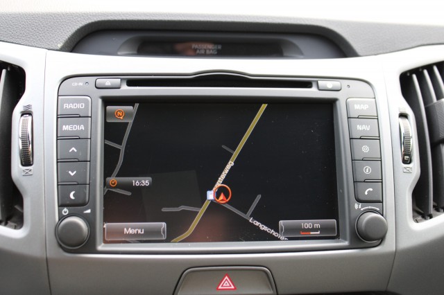 KIA SPORTAGE 1.6 GDI 135pk X-treme DynamicLine ECC/Cruise/Navi/Camera/Trekhaak/Stoelverw, Autobedrijf Roetert, Loenen